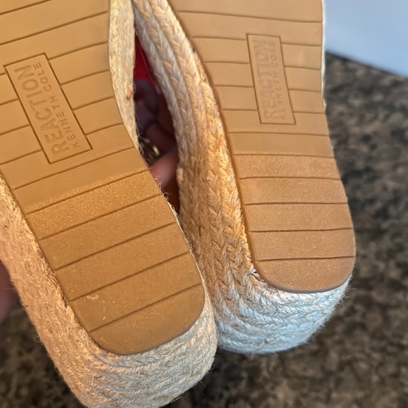 Kenneth Cole Reaction Red Orange rafia Wedge Espadrilles NIB 7.5 - Picture 5 of 11